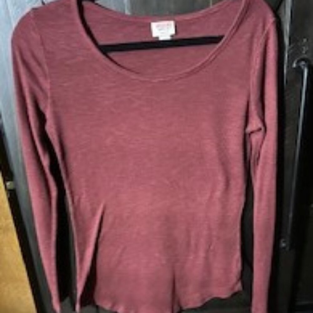 Woman's long sleeve tshirt/tunic